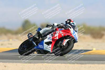 media/Oct-20-2024-CVMA (Sun) [[d4a3dff211]]/Race 9-Formulw LW Twins SHOOTOUT/